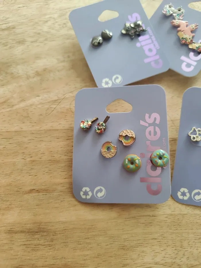 Lot de 10 boucles oreilles Claire's - photo numéro 2