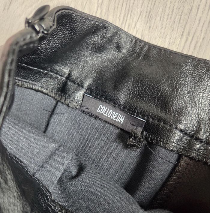 Jupe simili cuir noire Colloseum - taille XS neuve - photo numéro 5