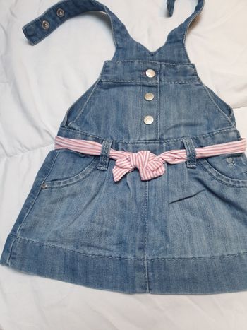 Robe 👗 3mois très bon état