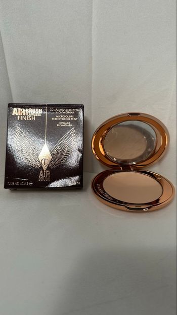 Poudre Charlotte Tilbury teinte 02 fair 