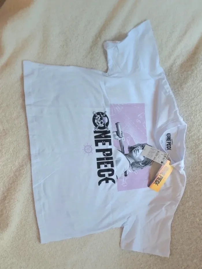 Tee shirt neuf one piece - photo numéro 2