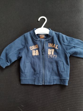 Sweat fin zippé garçon taille 6 mois Tape à l'Oeil