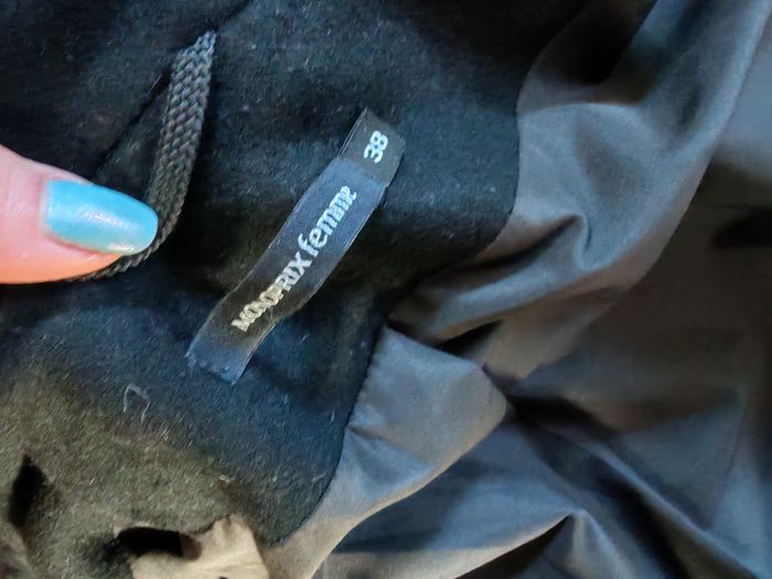 Manteau noir à capuche amovible Monoprix taille 38 made in Ukraine - photo numéro 5