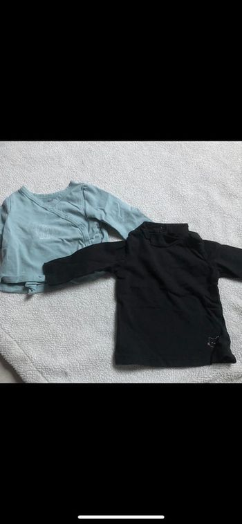 Sous pull taille 3 fois fille en très très bon état !  Ni tache ni troue.