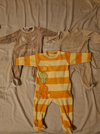 Lot 3 pyjamas velours 6 mois