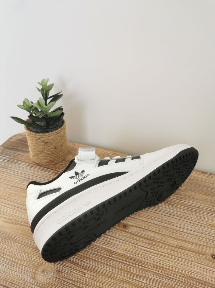 Baskets Sneakers en cuir Forum Low Adidas Pointure 43 ⅓ - photo numéro 8