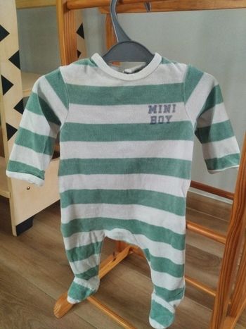 Pyjama velours une pièce bébé garçon taille 3 mois