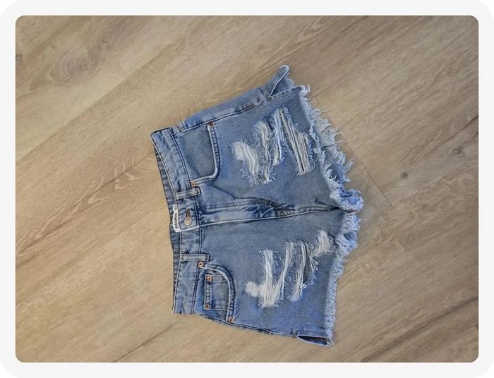 short en jean Pull & Bear bleu taille S - photo numéro 2