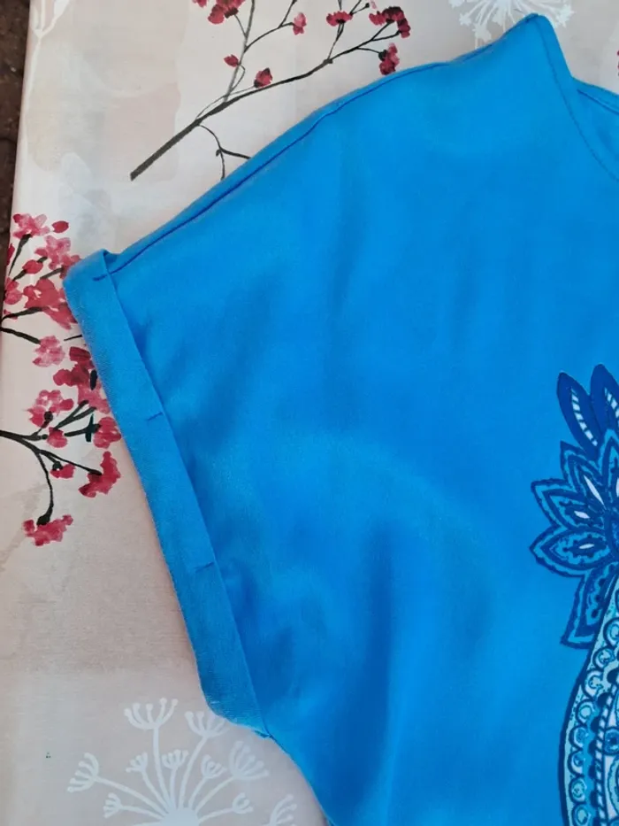 Superbe tee-shirt bi-matière 👕 bleu à motifs - T40/L - Sixth sense - photo numéro 3