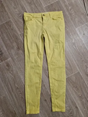 Jean slim jaune Zara 36