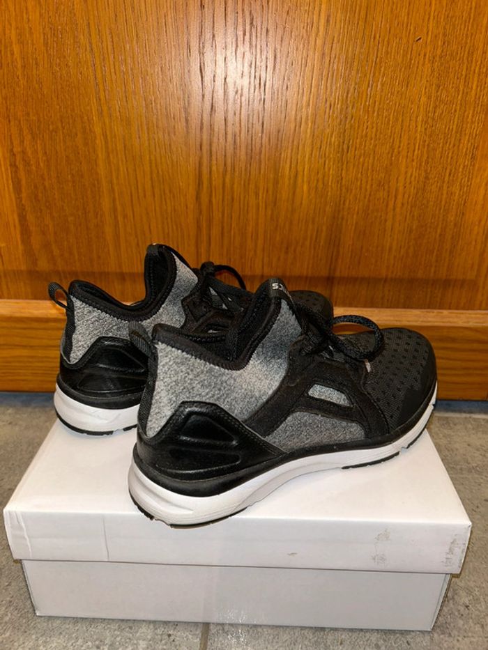 Basket grise et noir - photo numéro 7