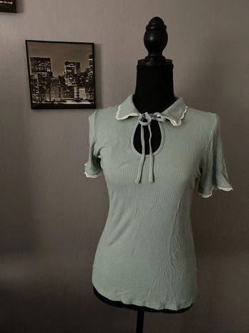 Naf Naf Tee shirt polo col et manche avec dentelle