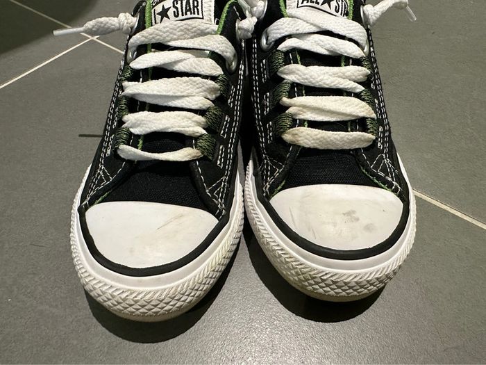 Converse All Star basse noire et verte pointure 27 - photo numéro 5