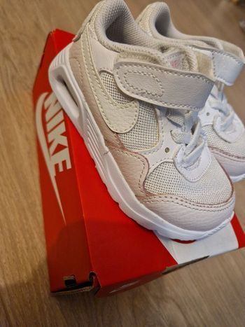 Basket nike fille air max sc 22