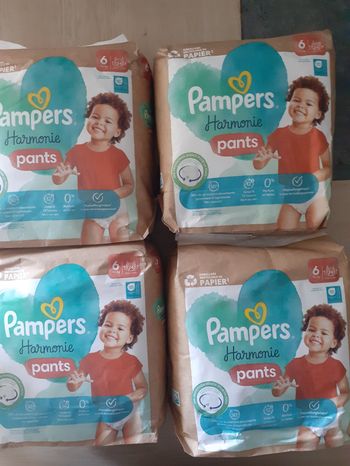 Couches Pampers harmonie/ pants