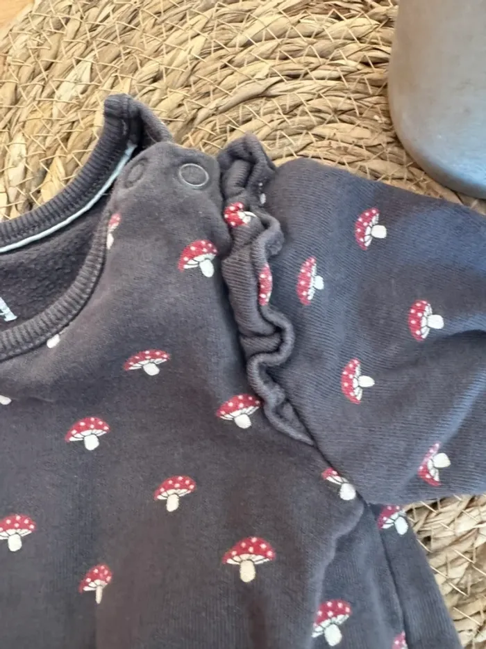 Ensemble pull et pantalon - photo numéro 3