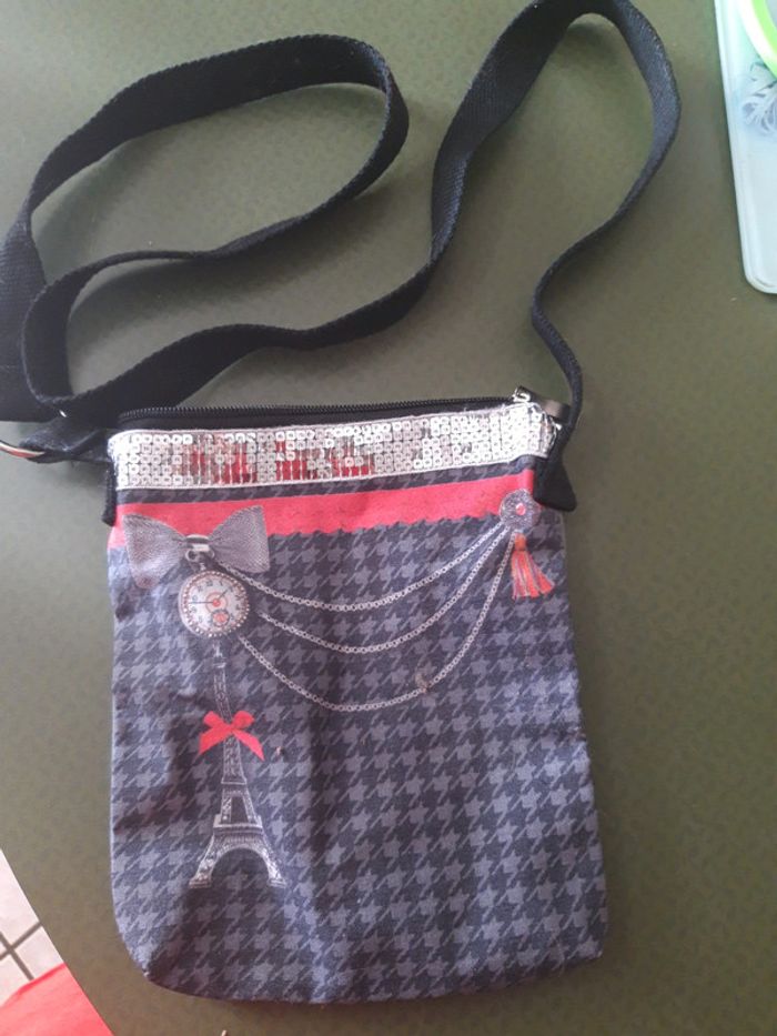 Petit sac ou sacoche femme