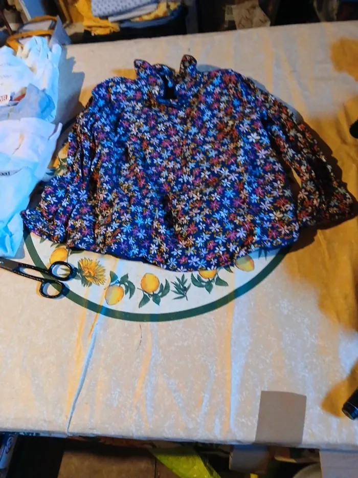 Lot vêtements  fille 4ans - photo numéro 7