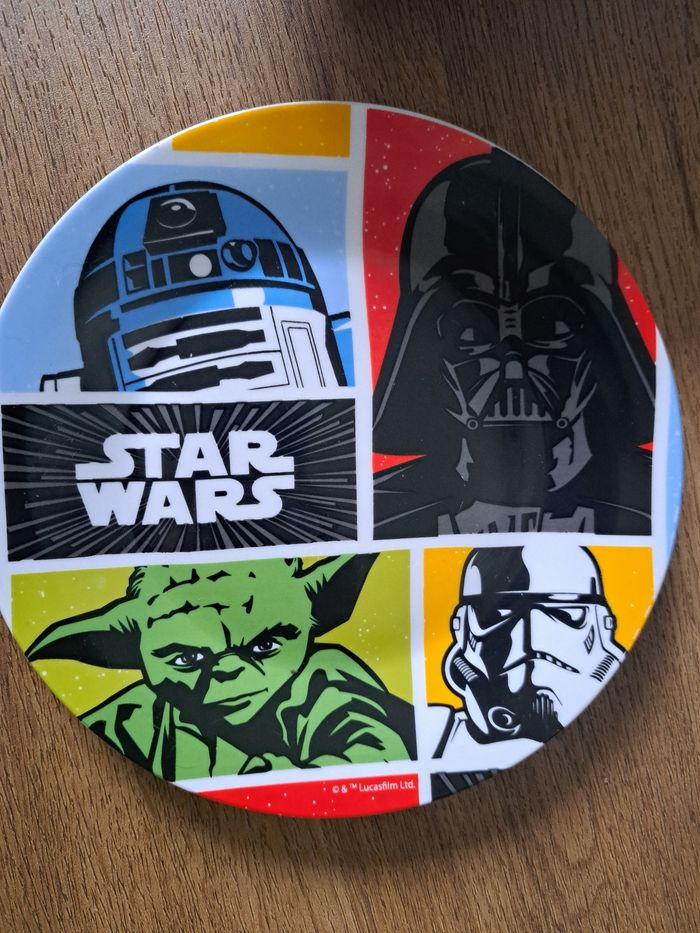 Lot vaiselle Stars wars - photo numéro 2