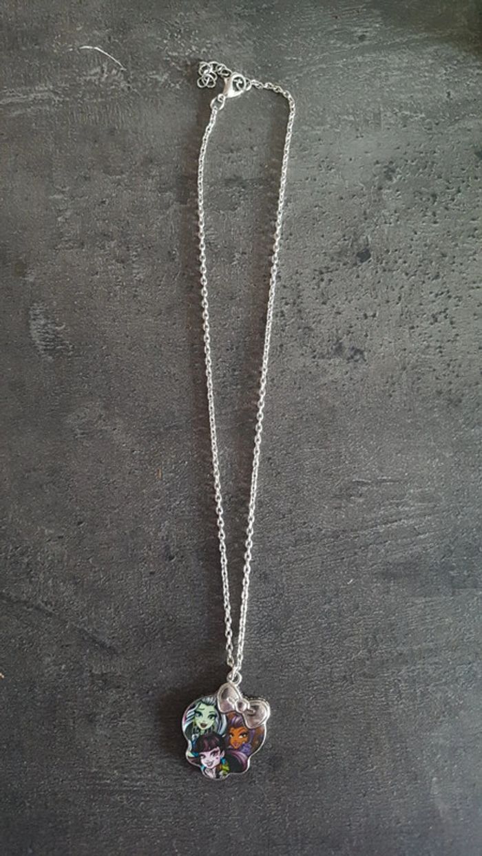 Collier