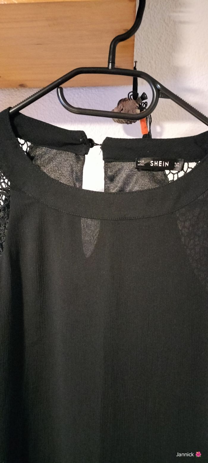 Robe noire - photo numéro 4