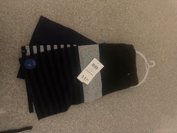 Lot écharpe bonnets