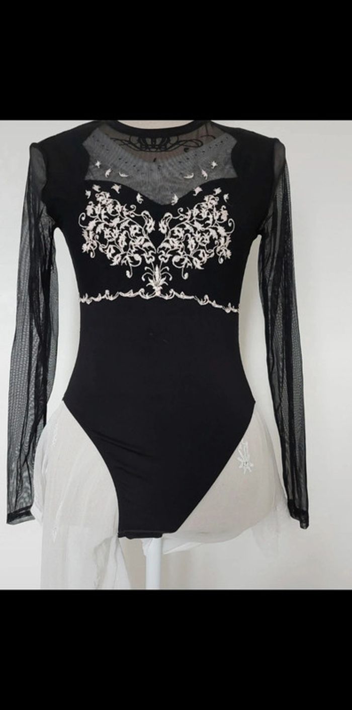 Superbe body vintage
Libertine Paris taille 1 (36-38) - photo numéro 5