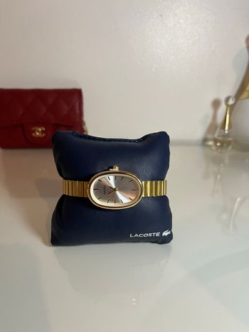 Montre neuf tendance vintage 