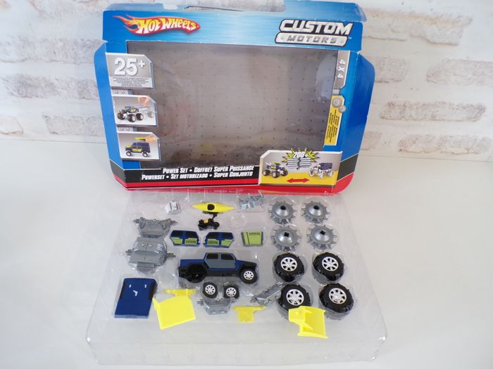 Voiture 4x4 Hotwheels - Hot Wheels - Custom Motors (J21)