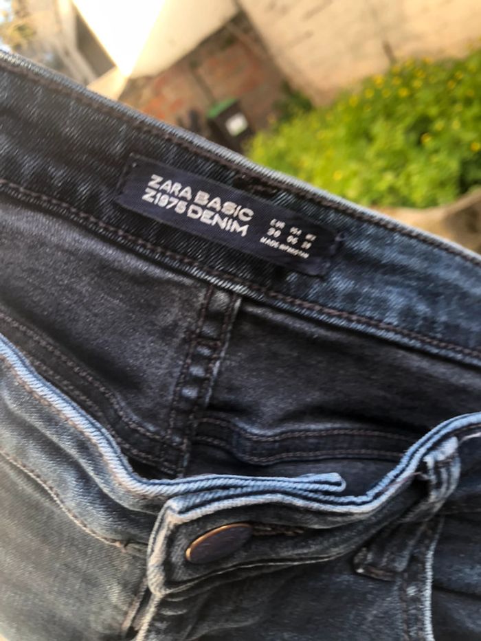 Jeans Zara troué - photo numéro 7