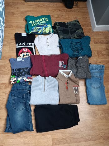 Lot de vêtements garçon