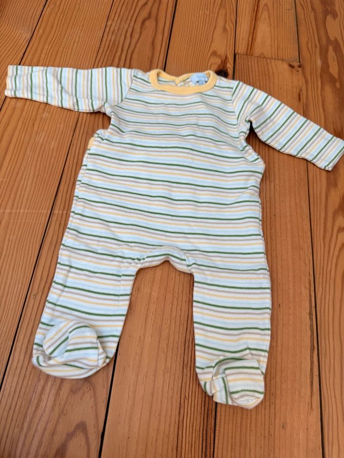 Lot 2 pyjamas fin 1 mois - photo numéro 3