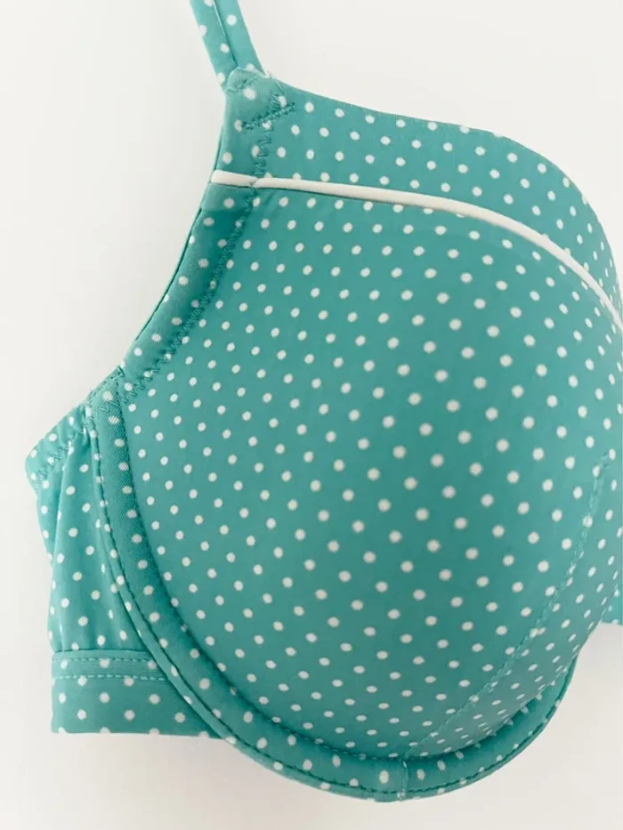 Soutien-gorge Miss Helen de chez Monoprix taille 90B turquoise à pois blancs - photo numéro 4