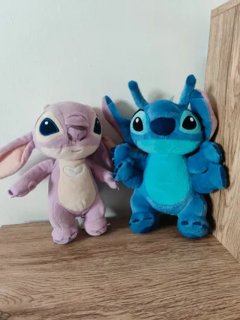 Peluches Stitch et Angel Disneyland Paris