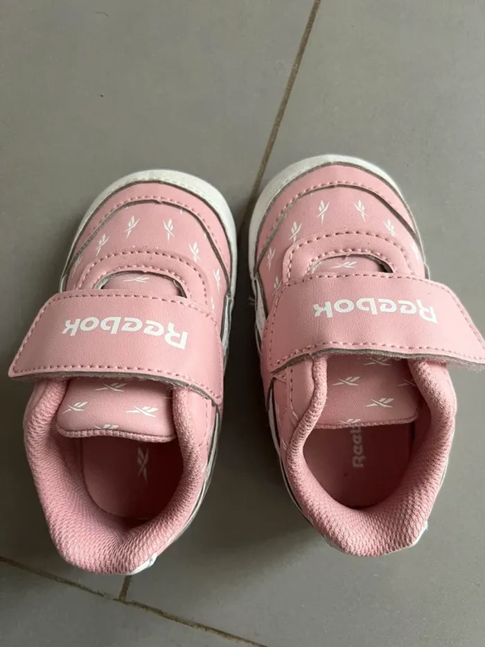 Chaussons reebok rose 19,5 - photo numéro 5