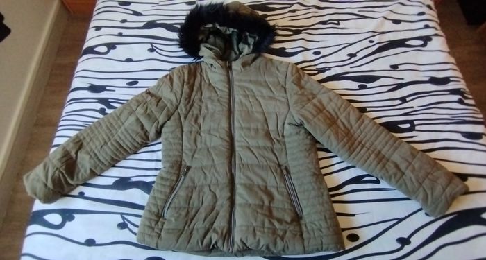 Doudoune à capuche taille S