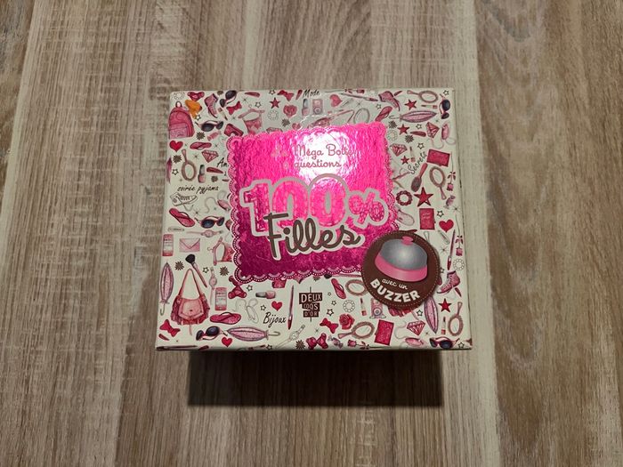 Boîte à questions 100% fille