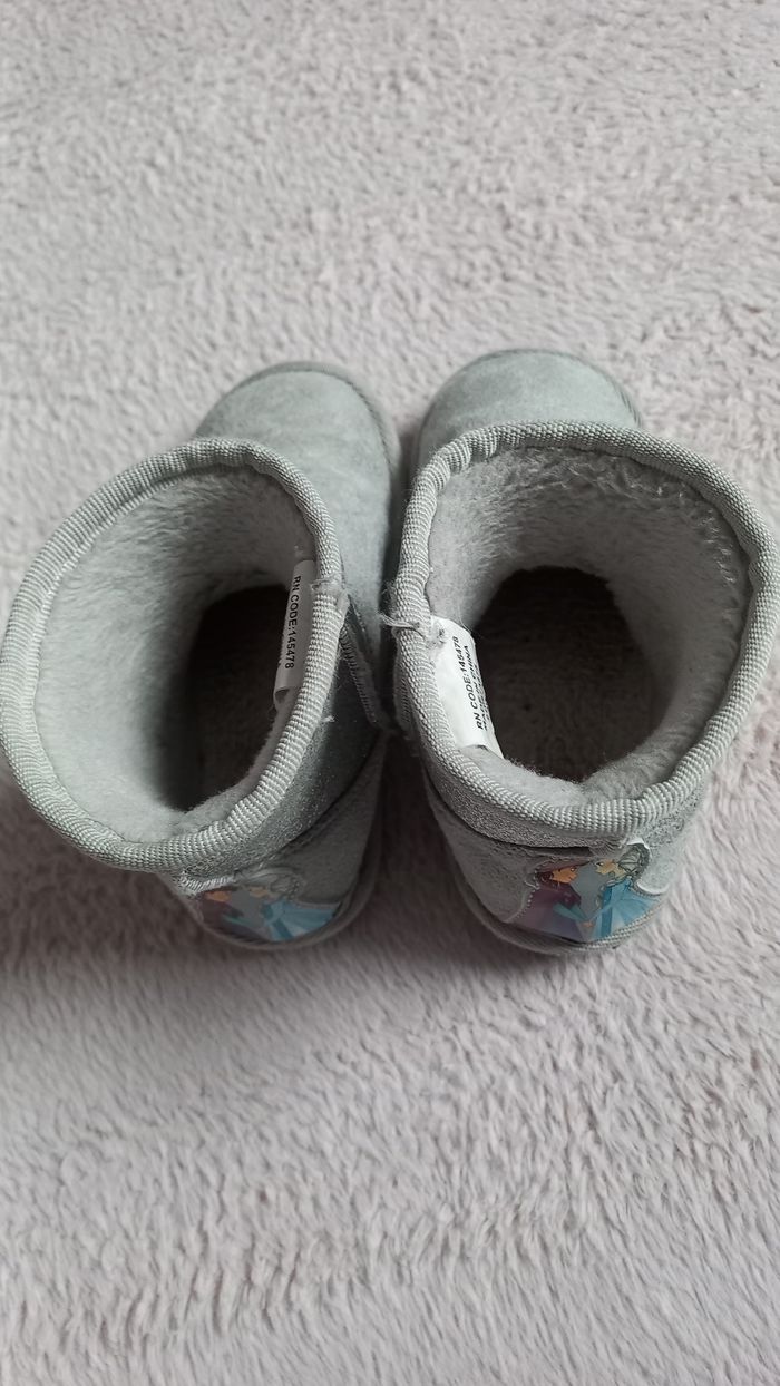 Lot de chaussures peinture 27 - photo numéro 4