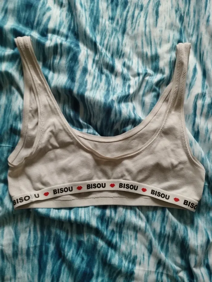 Brassière - photo numéro 2