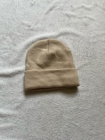Bonnet beige Taille 3-5 ans Neuf