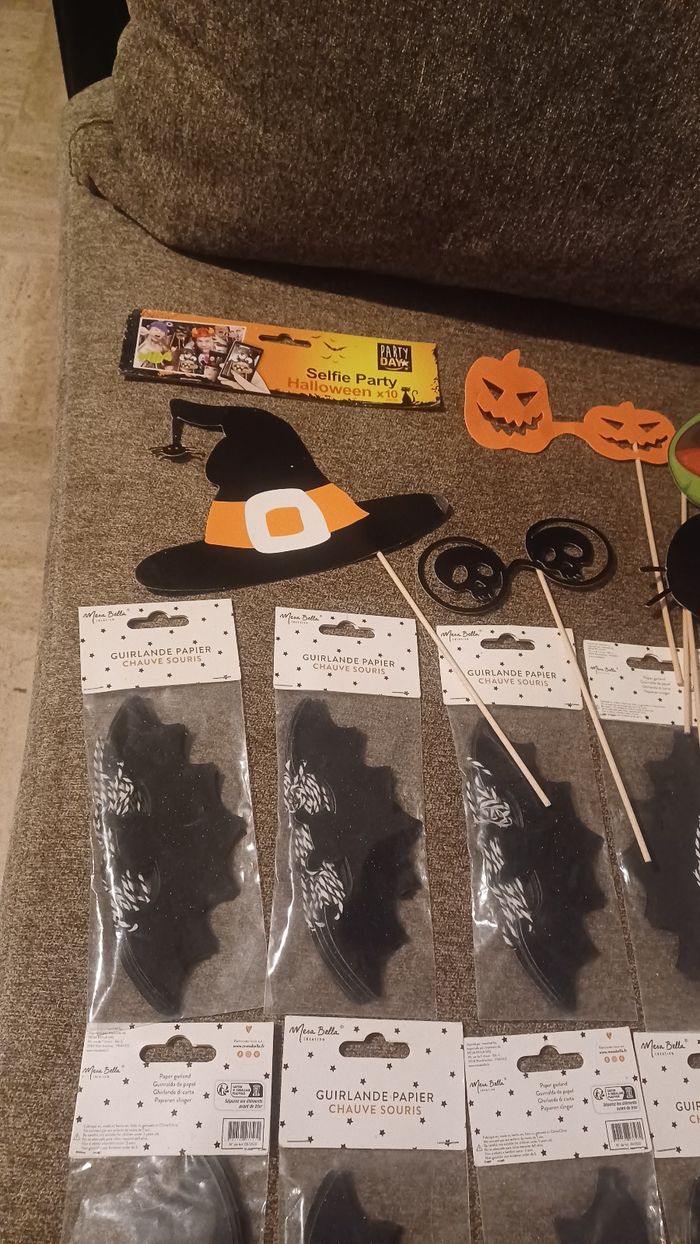 Chauve-souris halloween 🎃 en papier et d'autres déco selfie party neuf - photo numéro 2