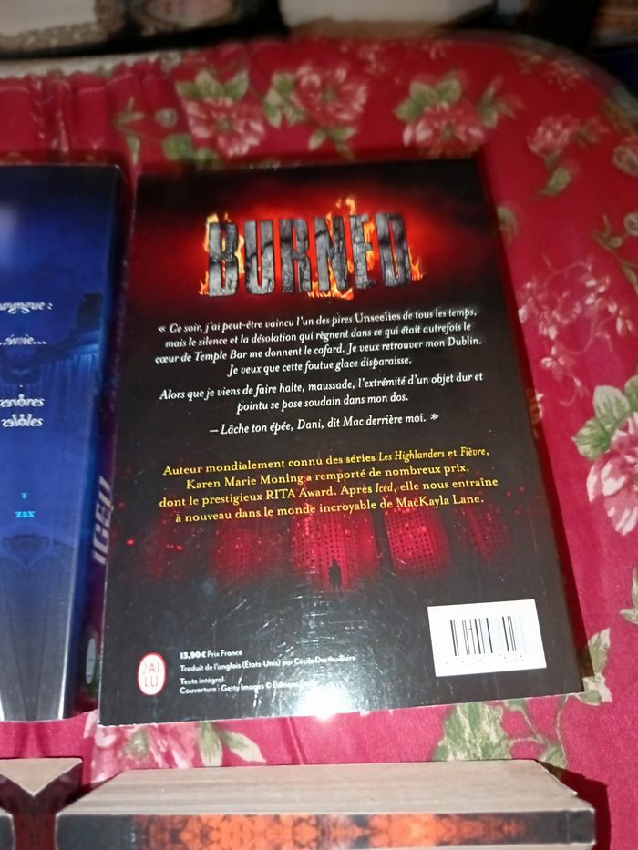 Lot chroniques de Dani mega O'Malley - photo numéro 7