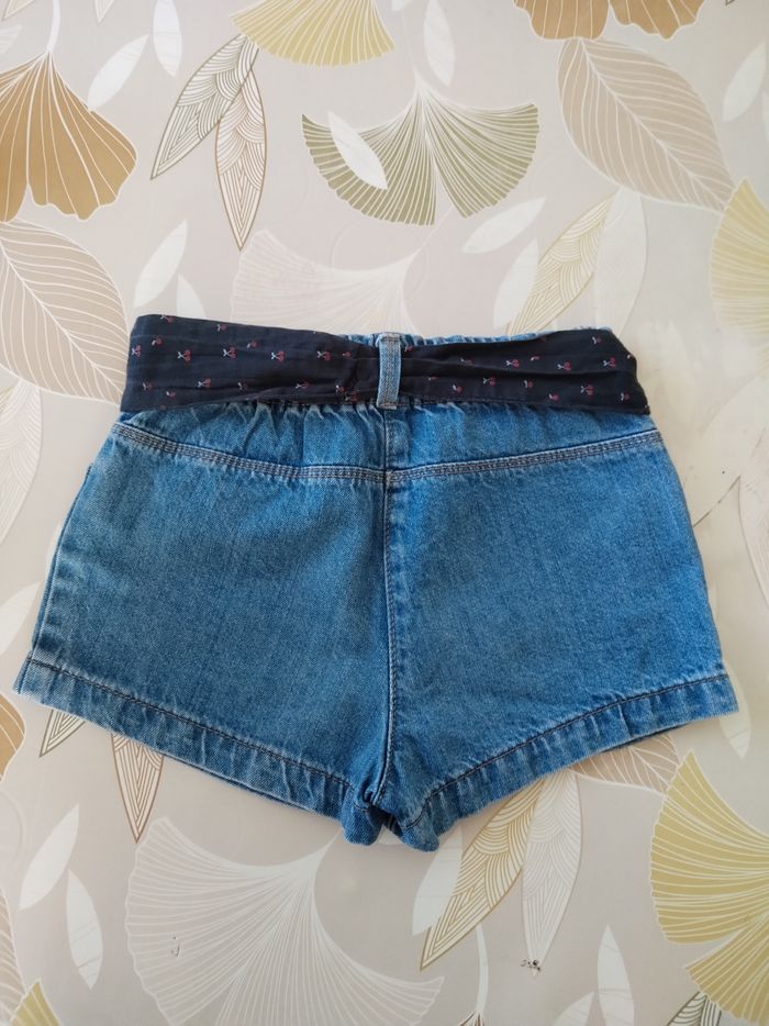 Short en jeans kiabi 36 mois - photo numéro 2