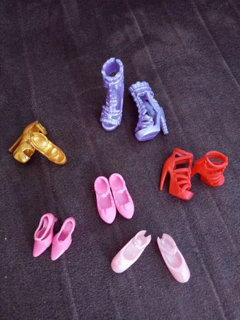 Lot de 6 Paires de Chaussures pour poupée Barbie ou autres
