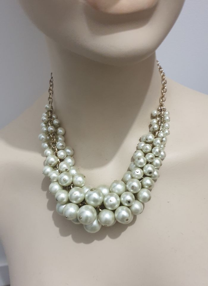 Collier fantaisie à perles - TB état