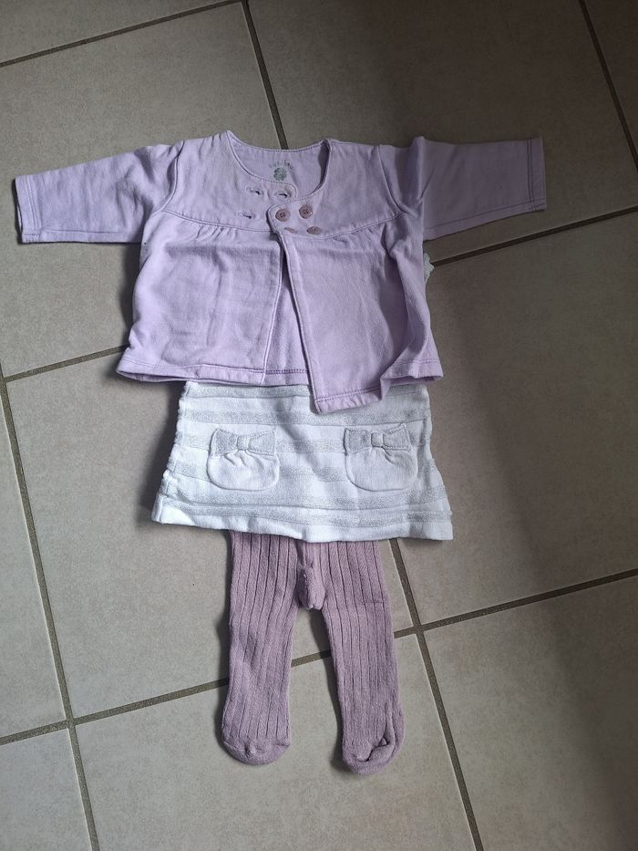 Ensemble robe, gilet, collant