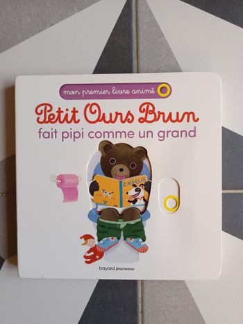 Livre animé Petit Ours brun fait pipi comme un grand Bayard Jeunesse