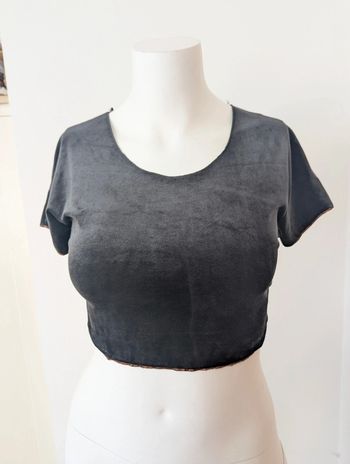 Top court noir velours taille 40 L