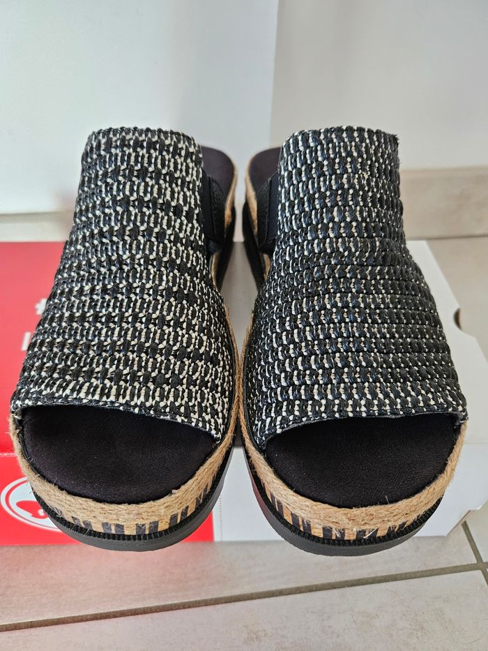 Mules femme Rieker 39 neuves - photo numéro 2