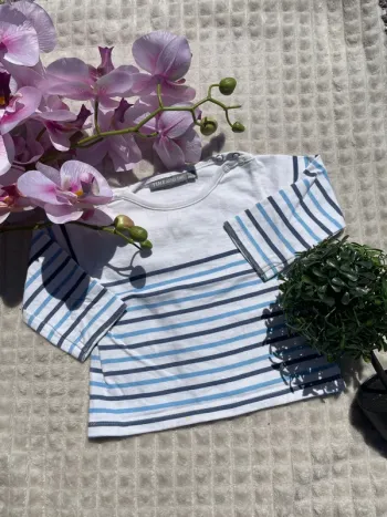 Petit pull blanc avec rayures bleu - 6 mois